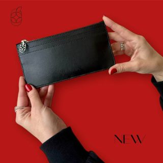 Novinka! ❤️ Elegantní slim peněženky v černé a červené barvě. Vyrobeno z ekologické jablečné kůže, v ČR.🇨🇿 Již nyní na...